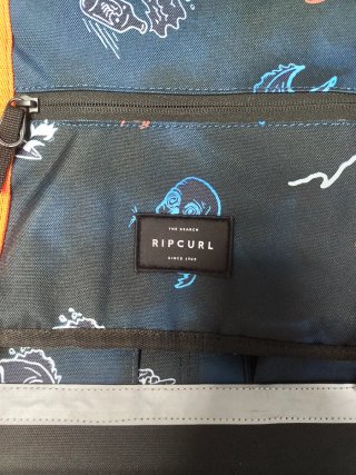 Mochila Ripcurl con ruedas nueva a estrenar.