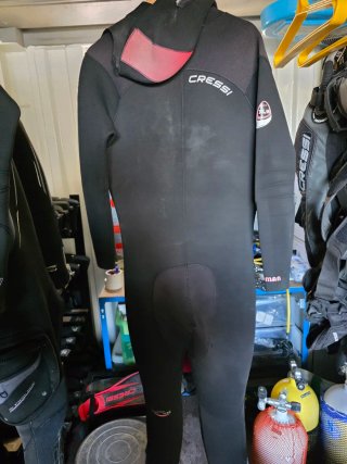 Traje de buceo Cressi para reparar