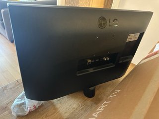 TV LED LG 27 Smart TV Full HD con ticket