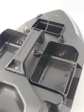Barco cebador V020 RC pesca