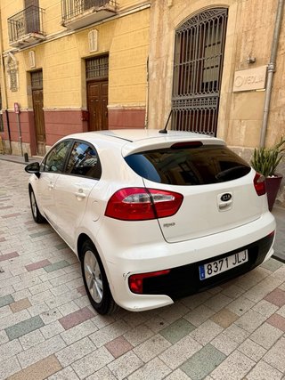 KIA Rio 2015