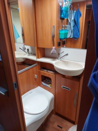 Autocaravana MERCEDES HYMER MLT580