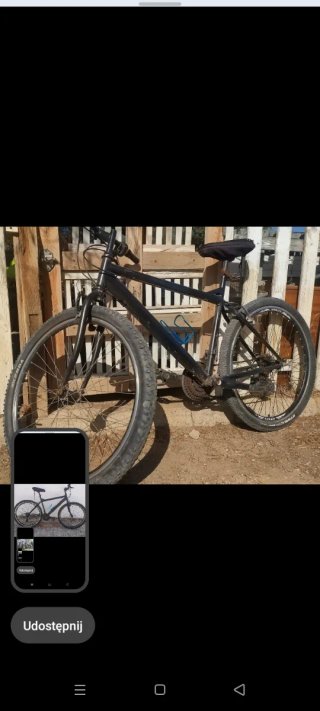 Bicicleta de montaña negra