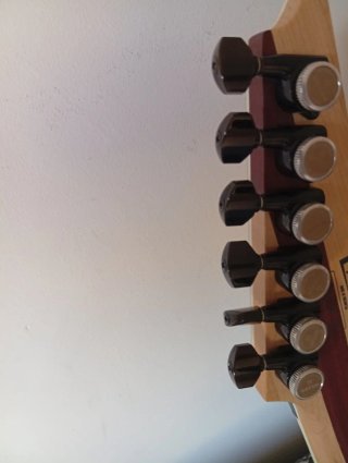 Ibanez Iron Label Guitarra Eléctrica