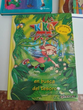 Libros de Kika Superbruja i Tina superbruixa
