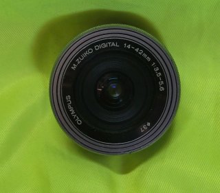 Olympus M.Zuiko Digital ED 14-42mm f/3.5-5.6 EZ