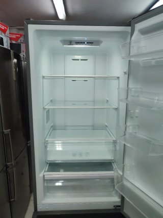 Nevera combi EAS ELECTRIC 188/60cm clase F garantí