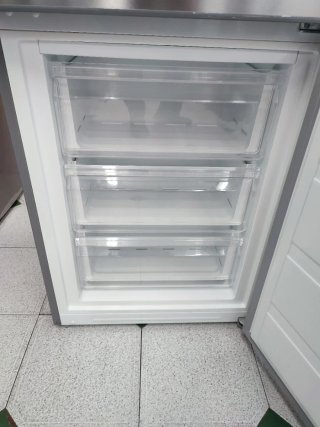 Nevera combi EAS ELECTRIC 188/60cm clase F garantí