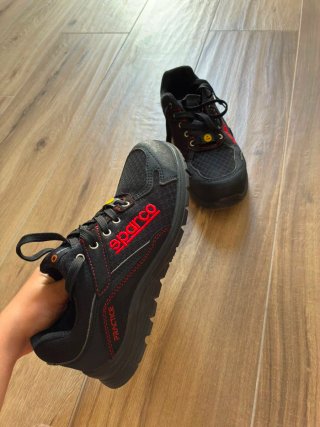 Zapatillas seguridad mujer negras