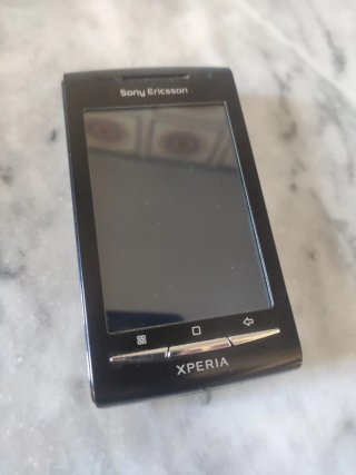 Sony Ericsson Xperia Nero