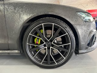 AUDI RS6 AVANT PERFORMANCE 2018