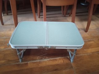 Varias cosas para camping o jardín