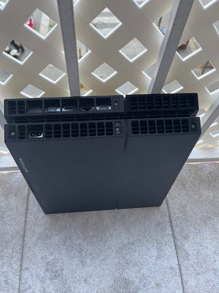 PS4 Fat 500 GB CUH-1004A Negra (Precio Negociable