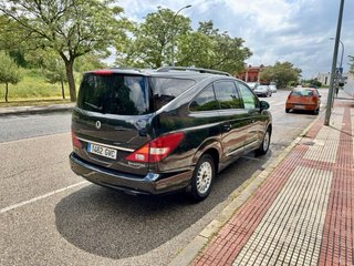 SsangYong Rodius 2010