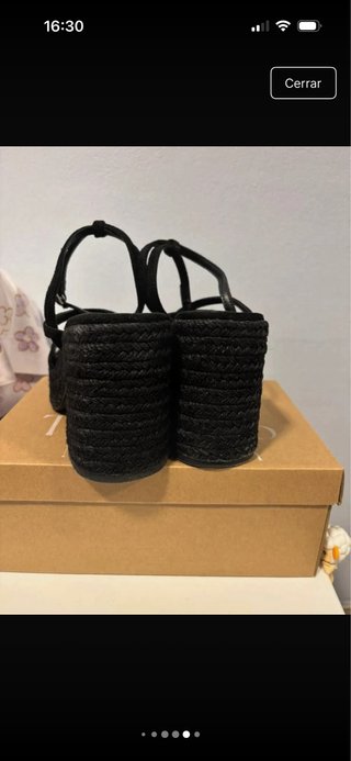 Sandalia tacón negros de esparto con tiras