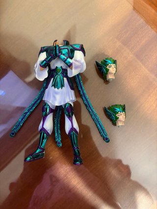 Saint Seiya Shiva de Pavo Figura