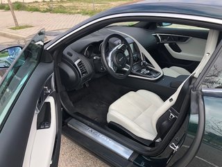 Jaguar F-Type 2019