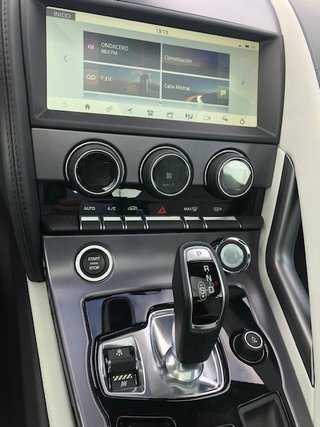 Jaguar F-Type 2019