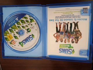 I Sims 4 PS4