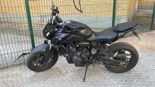 Yamaha MT-07 Negra