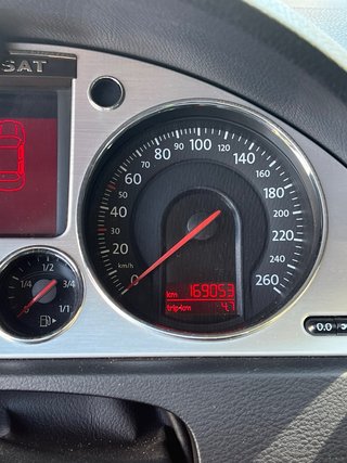 Volkswagen Passat 2006 2.0 tdi 170 cv Lunas tintad