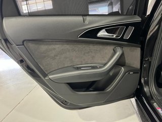 AUDI RS6 AVANT PERFORMANCE - 630 CV AKRAPOVIC