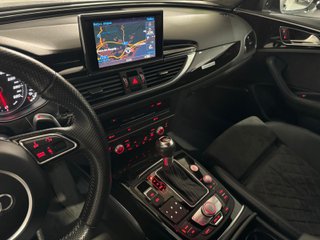 AUDI RS6 AVANT PERFORMANCE - 630 CV AKRAPOVIC