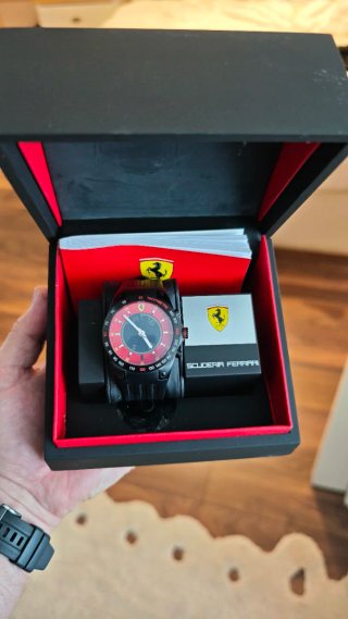 Orologio Ferrari Cronografo Nero e Rosso
