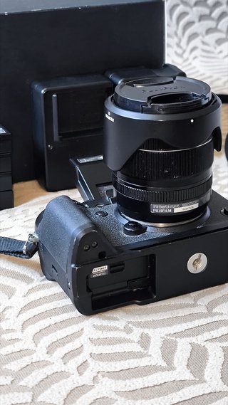 Fujifilm X-T2 + Lente XF 18-55mm + Acessórios