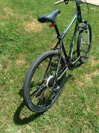 Bicicleta MTB BH Negra y Verde