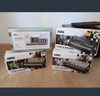 Korg Volca Sample, Beats, Keys, Bass