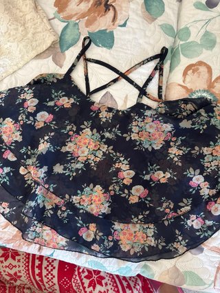 Varias prendas de tops/bodys/camisetas