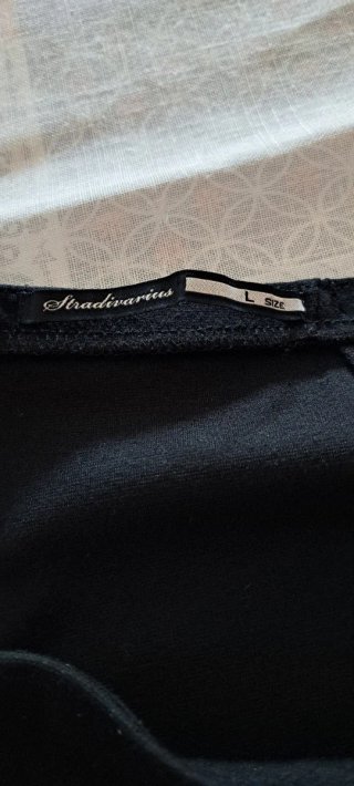 Falda negra básica talla L Stradivarius ropa chica