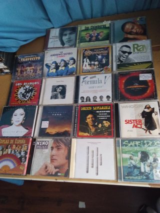 LIQUIDACIÓN DE CD ,A 1€ UNIDAD,OFERTA,,,