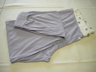 PIGIAMA DONNA tg.L-PANTALONI+MAGLIETTA. NUOVO