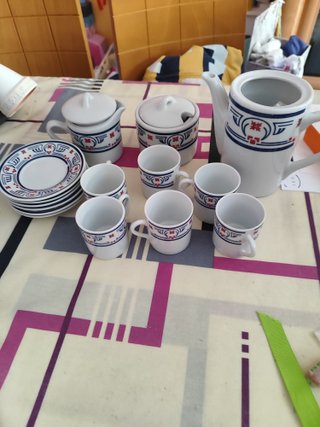 Juego de tazas de cerámica para 6 comensales jarra