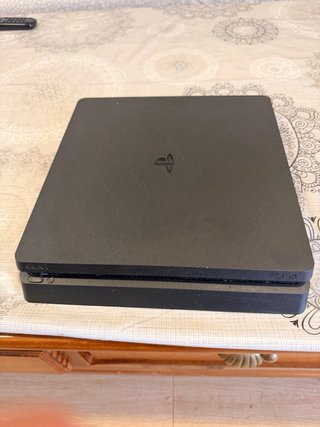 Console PS4 1TB Nero + Controller e Cavi