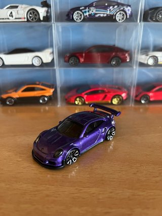 Hot Wheels Porsche 911 GT3 RS