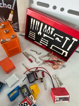 Confezione da 6 pezzi per modelli di officina 1:18