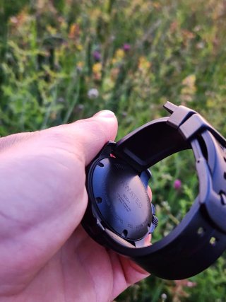 Reloj swiss made Militar Titanio Negro PVD 300m