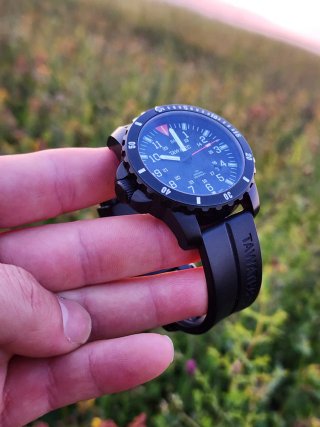 Reloj swiss made Militar Titanio Negro PVD 300m