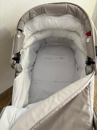 Carro Bebecar con capazo y silla  Regalo funda