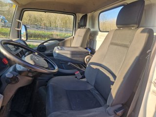 CAMIÓN CESTA 16m - NISSAN CABSTAR