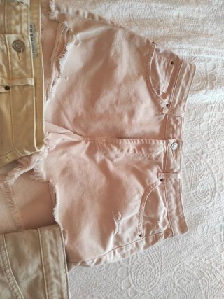 Shorts vaqueros deshilachados talla 40