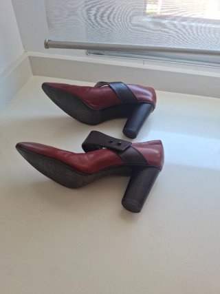 Zapatos Bimba & Lola piel granate y marrón