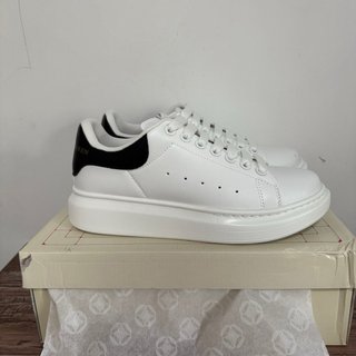 Alexander McQueen Zapatillas Blancas y Negras