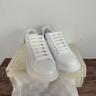 Alexander McQueen Zapatillas Blancas y Negras