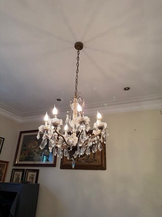 Lámpara de araña de cristal antigua
