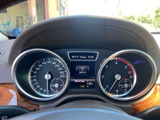 Mercedes-Benz  GL 2013