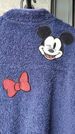 Bata polar Mickey Mouse azul